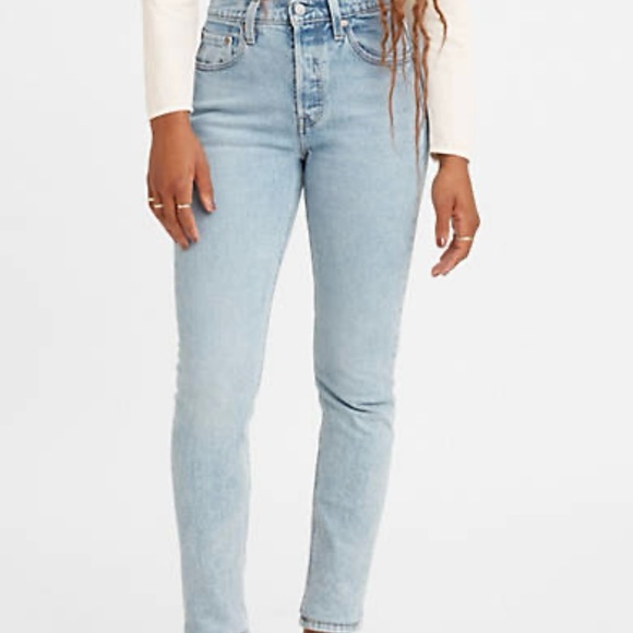 Levi's Denim - NWT Levi’s 501 Skinny Women’s Button Fly Jeans - Light Wash